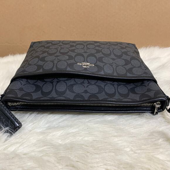 COACH Black Signature Coated Canvas PVC Logo File Messenger XBody Bag F58297 - Picture 12 of 15